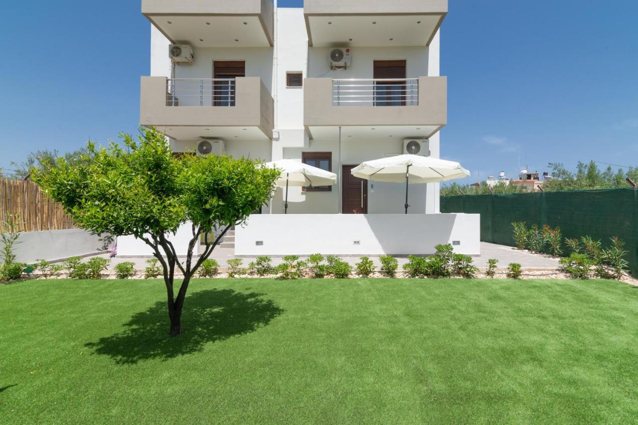 Cozy House With Pool Near Beach Gazi المظهر الخارجي الصورة