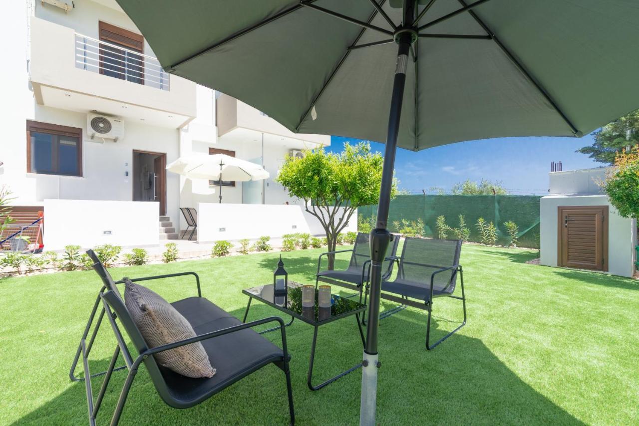 Cozy House With Pool Near Beach Gazi المظهر الخارجي الصورة
