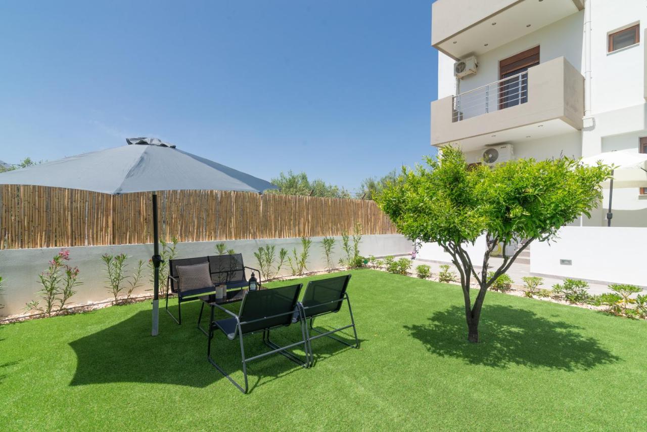 Cozy House With Pool Near Beach Gazi المظهر الخارجي الصورة