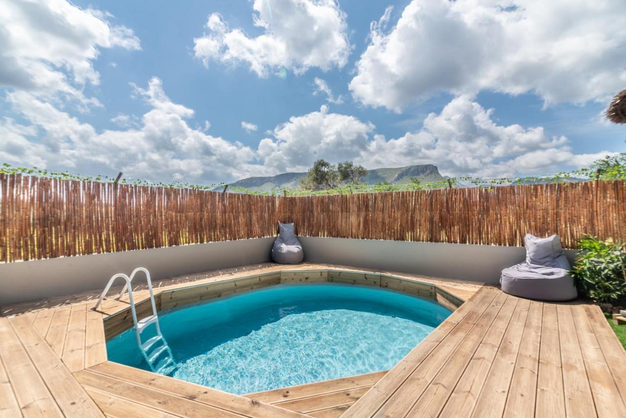 Cozy House With Pool Near Beach Gazi المظهر الخارجي الصورة