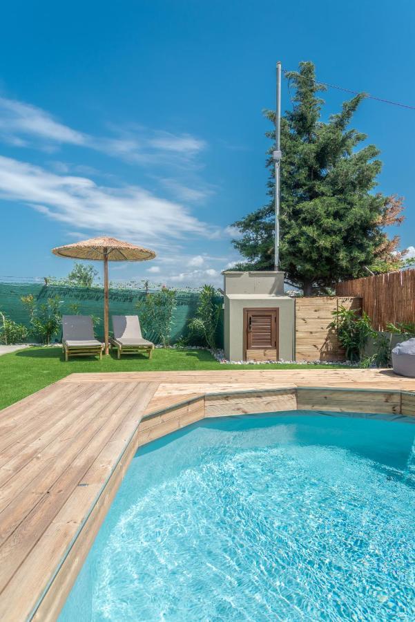 Cozy House With Pool Near Beach Gazi المظهر الخارجي الصورة